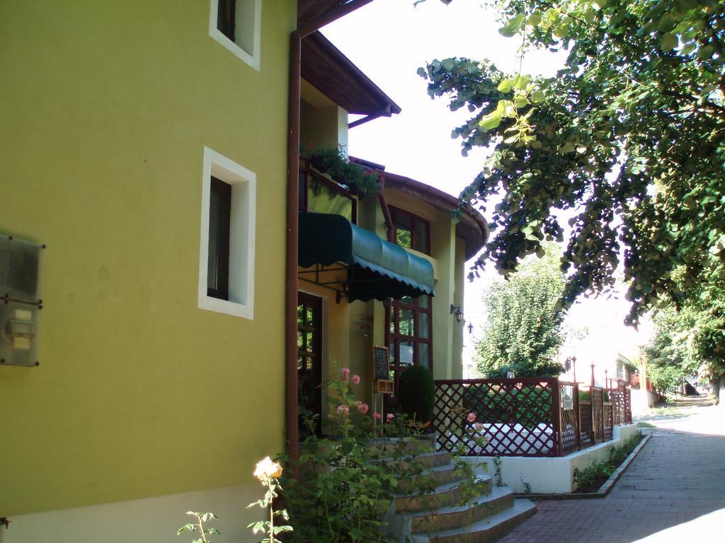 Pension Edelweiss Buitenkant foto